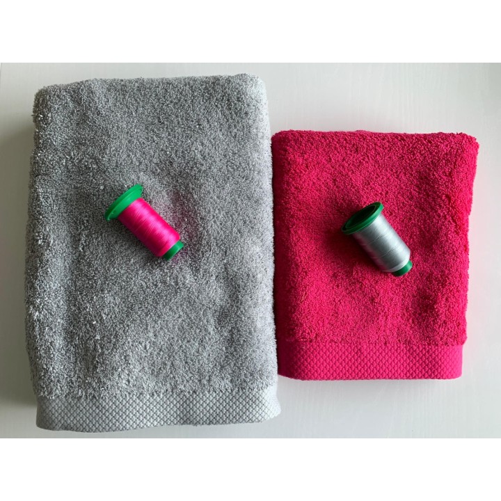 Ensemble gris clair, fushia
