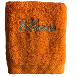 Drap de bain personnalisé prénom Claire