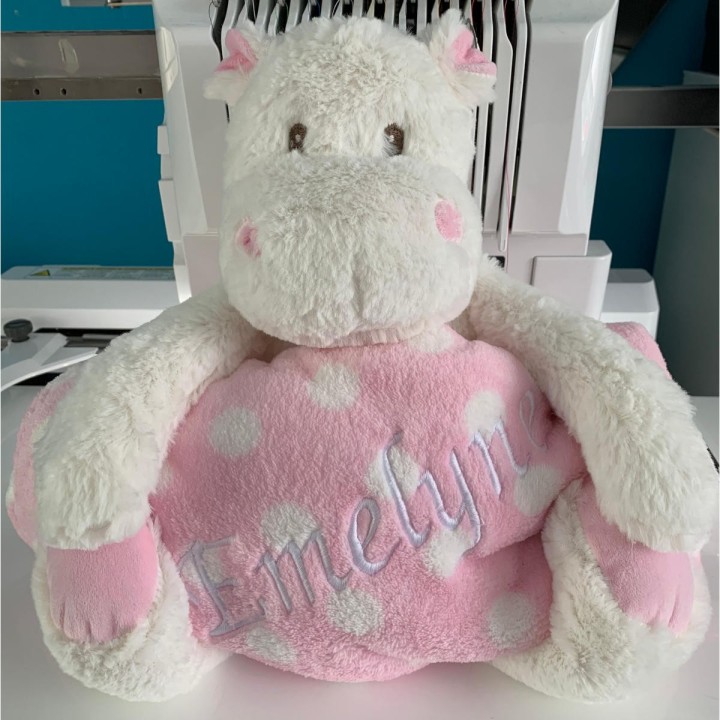 Peluche Hippopotame avec Couverture Rose Personnalisée & Brodée