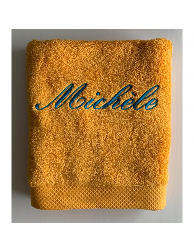 Drap de bain 100x150 jaune soleil personnalisé prénom Michèle