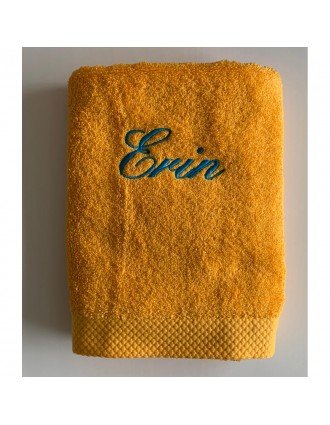 Drap de bain 100x150 jaune soleil personnalisé prénom Erin