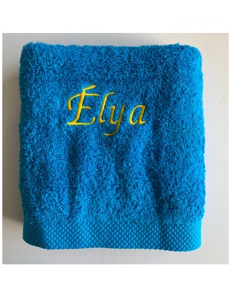 Serviette turquoise personnalisée prénom Elya