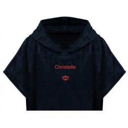 Poncho de bain bleu marine personnalisé prénom Christelle avec motif couronne