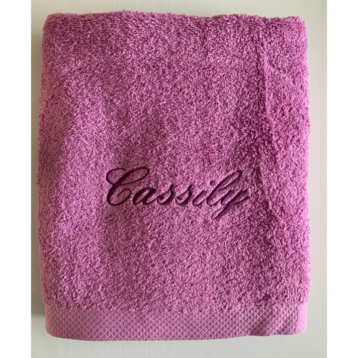 Maxi drap de bain lavande personnalisé prénom Cassily