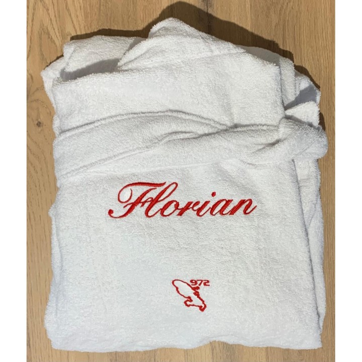 Peignoir blanc personnalisé prénom Florian avec la carte de la  Martinique