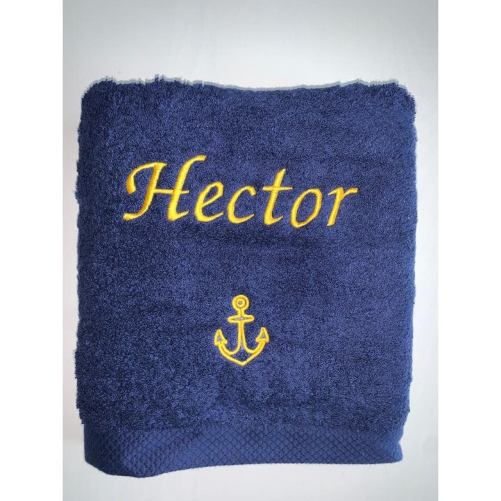 Serviette de bain bleu marine personnalisée prénom Hector avec motif ancre marine