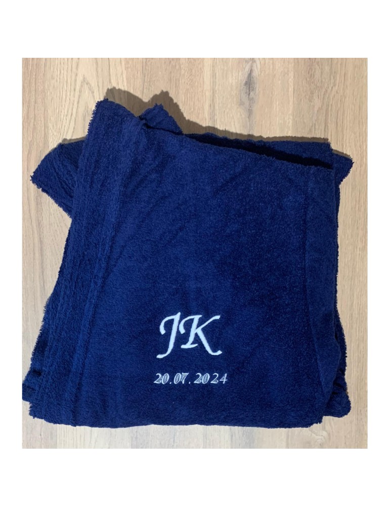 Peignoir kimono bleu marine personnalisé cœur avec initiales JK et date brodés