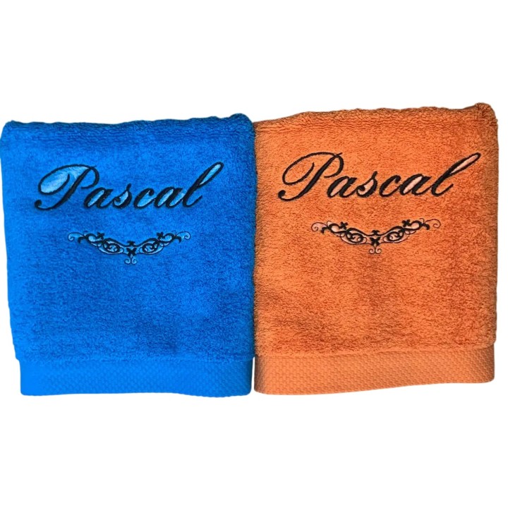 Serviettes personnalisées prénom Pascal avec écriture script V0