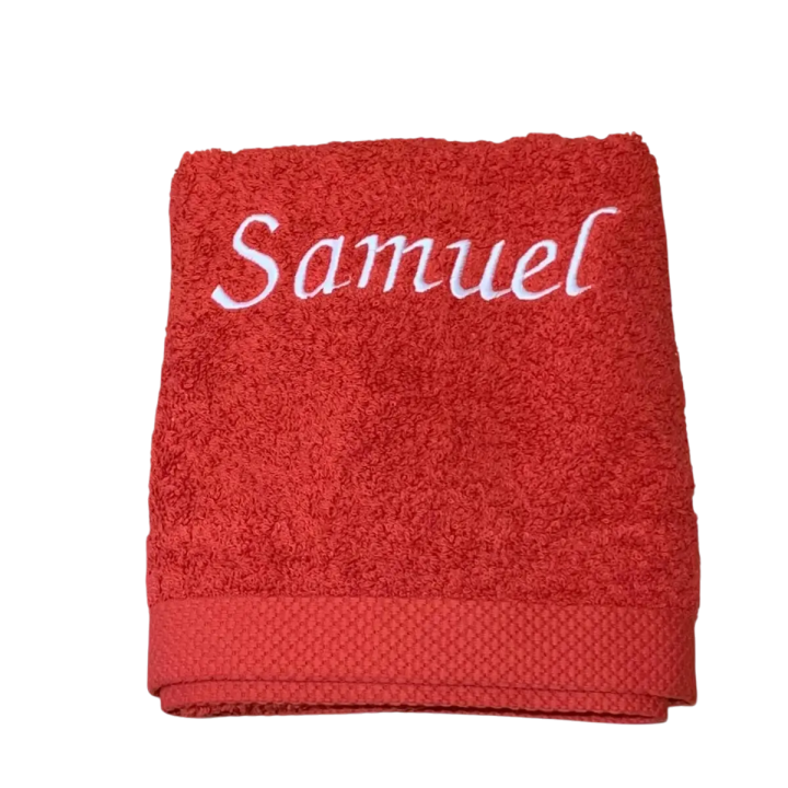 Drap de bain personnalisé avec prénom brodé