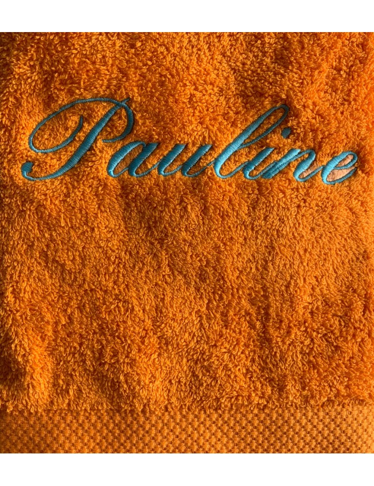 Serviette orange personnalisée prénom Pauline