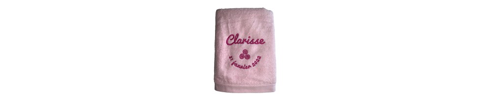 Offrez l’exception : votre linge de bain brodé à Brest !
